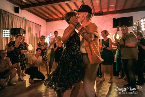 Limoges'Hop #5

Partage libre à des fins non promotionnelles ou commerciales, en créditant l'auteur (@lightexmachina).

© Alexandre - LIGHT EX MACHINA 2023, tous droits réservés.